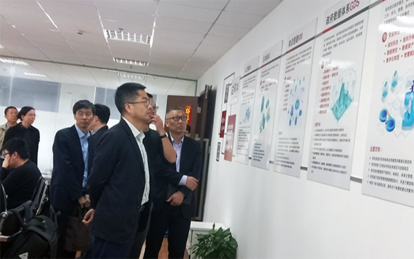 舟山市常务副市长许小月一行莅临舟山九游会老哥集团考察